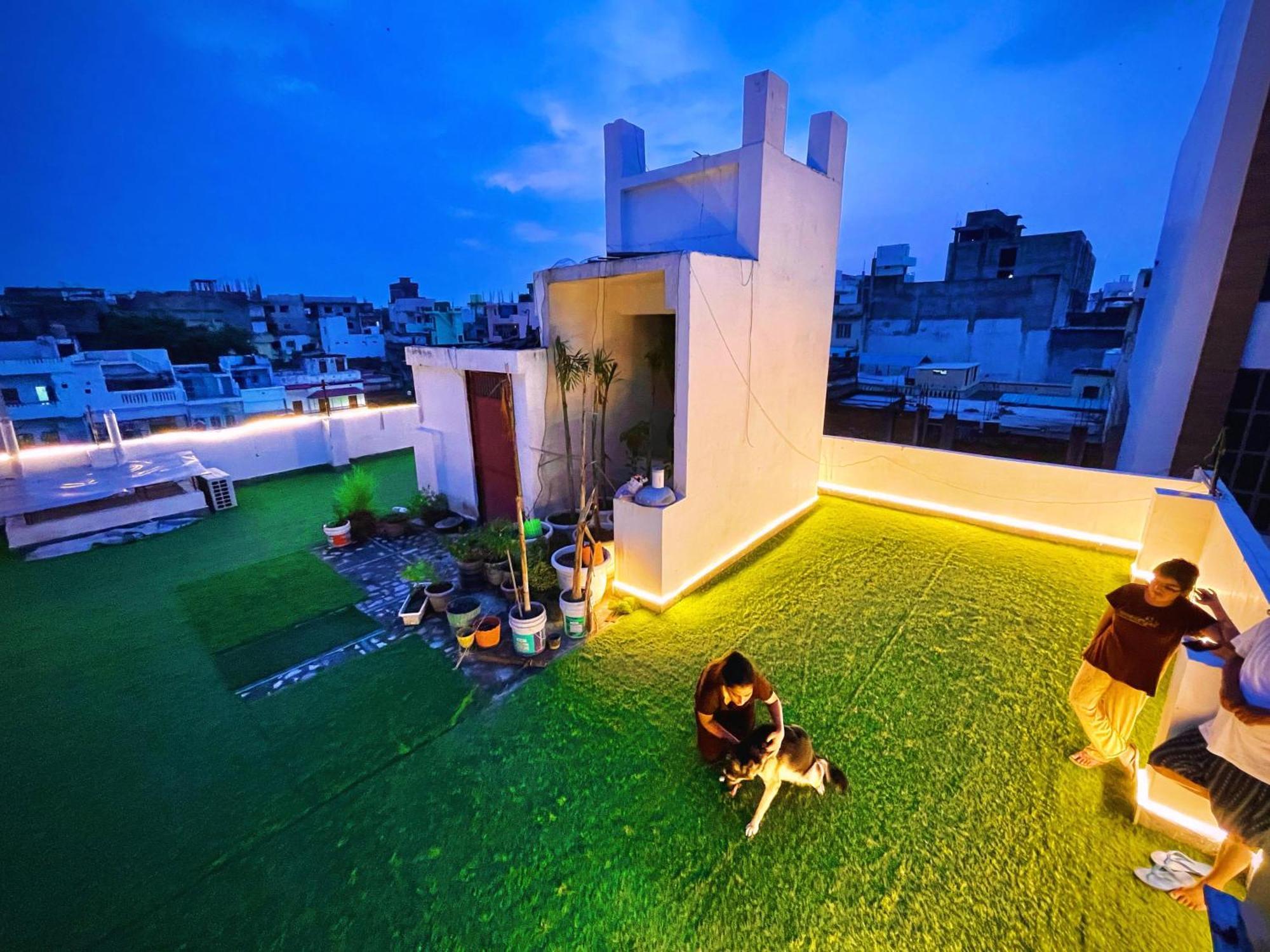 The White Canyon Hotel Váránaszi Kültér fotó